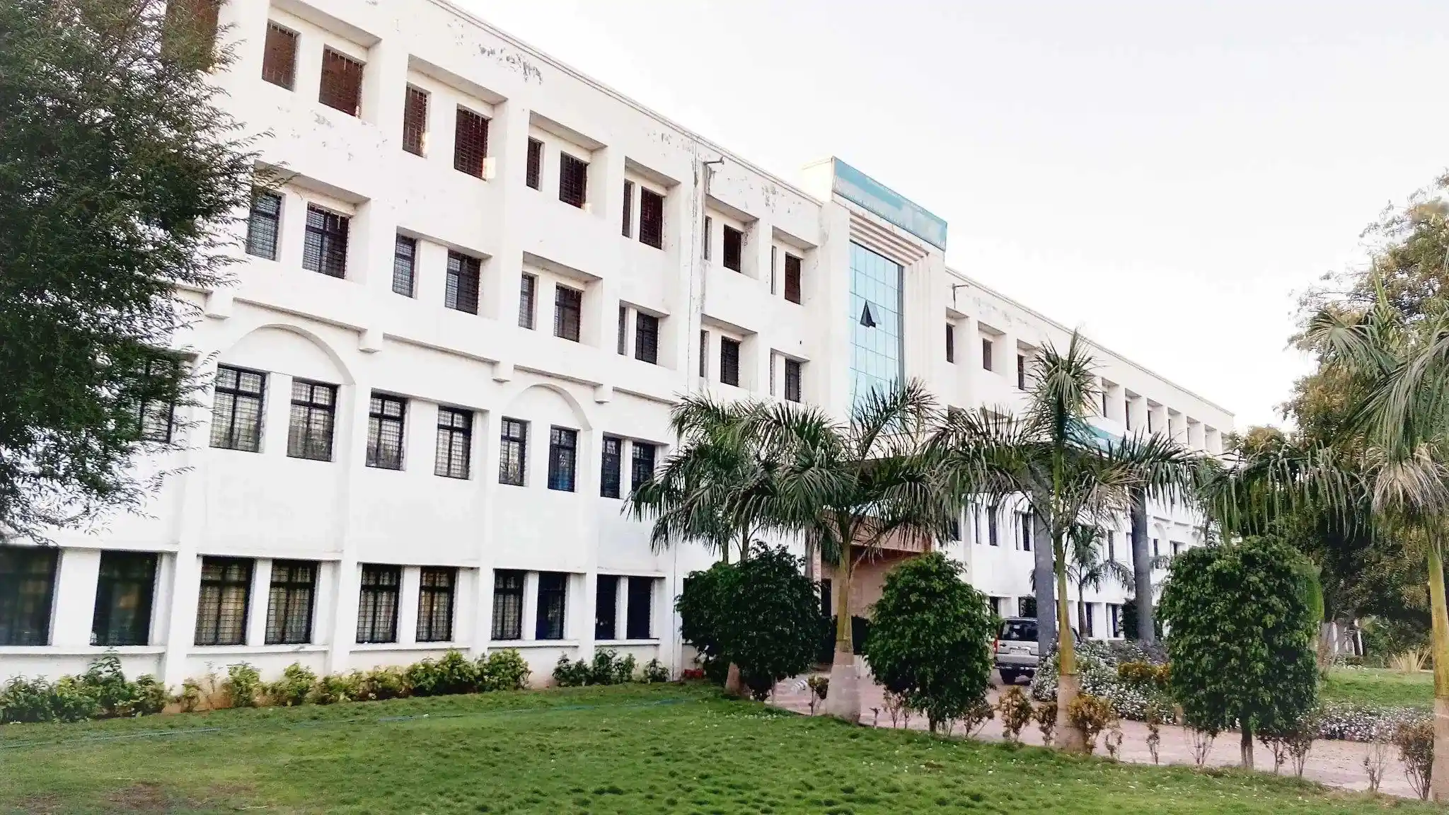Aditya College of MBA Banner