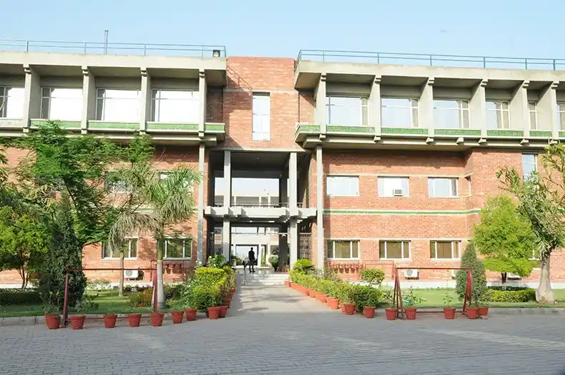 Vidya College of Engineering - [VCE] Banner