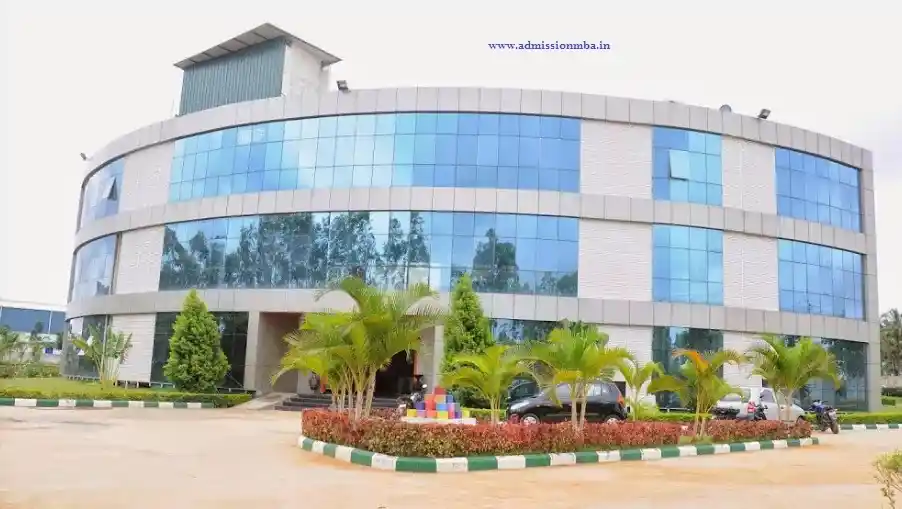 International School Of Business And Media - [ISB&M] Banner