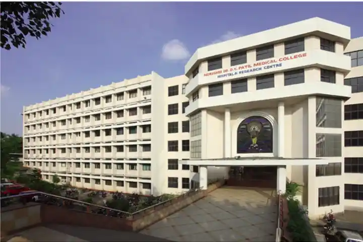 DY Patil University Banner