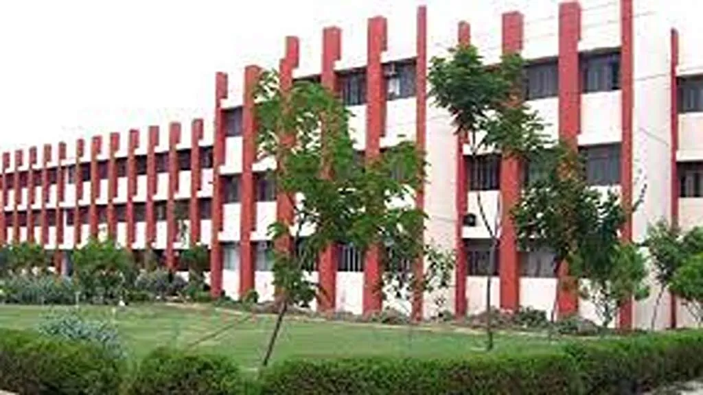 Sachdeva Institute of Education [SIE] Mathura Banner