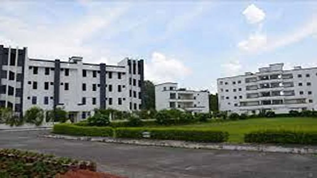 Shri Ram Murti Smarak International Business School [SRMS IBS] Lucknow Banner